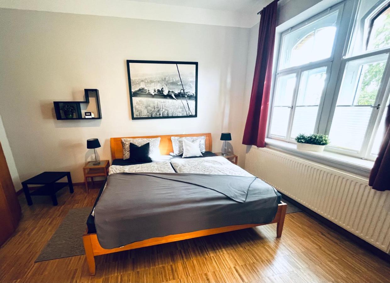 Schlosspark Apartment I 80Qm I 3 Betten I Bei Dresden Хайденау Экстерьер фото